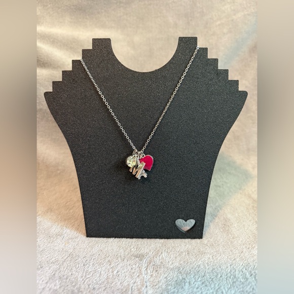 🩶🩷Silver Tone Adjustable Necklace with 4 Charms/EUC🩶🩷 - Picture 1 of 5